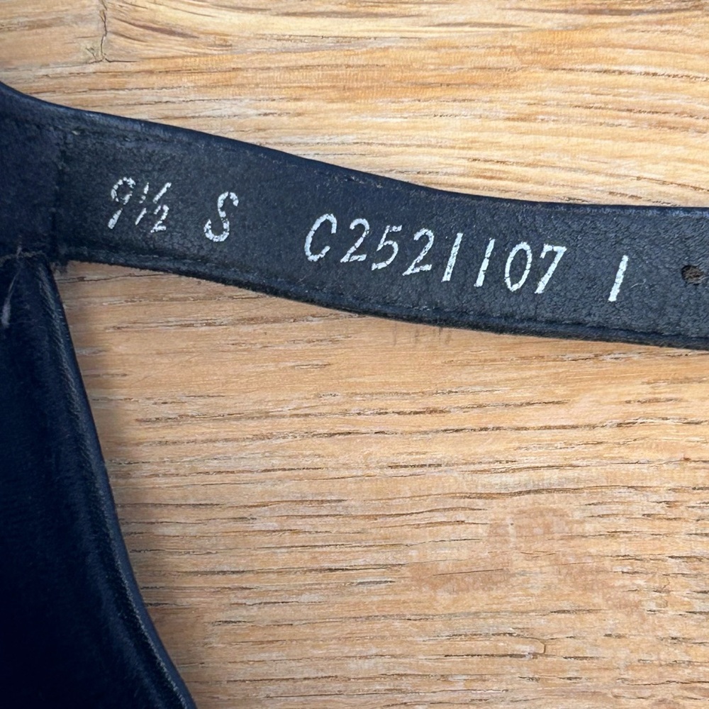 Black Mary Jane Women's Shoes - Picture 8 of 11